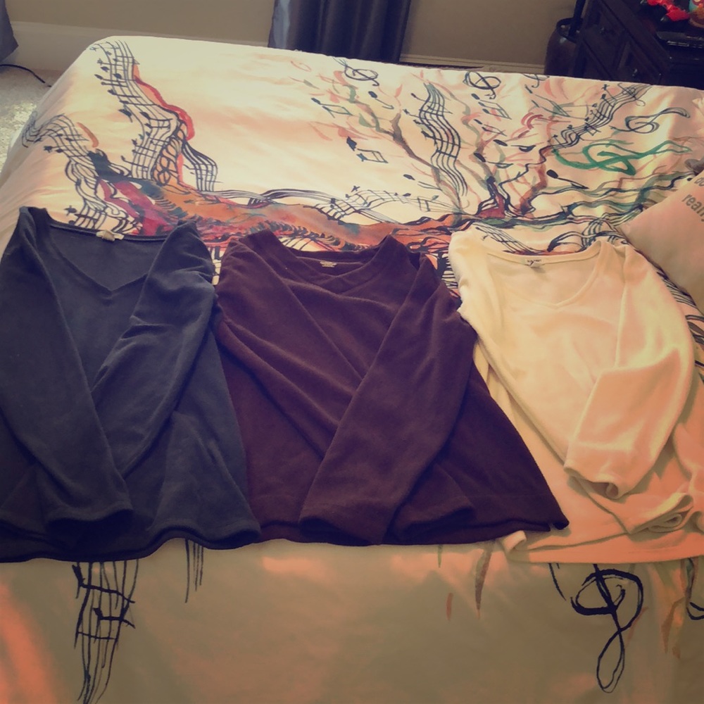 Set of three fleece shirts